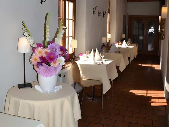 Food & Drinks 2, Kloster Dornach / Basel, Dorneck