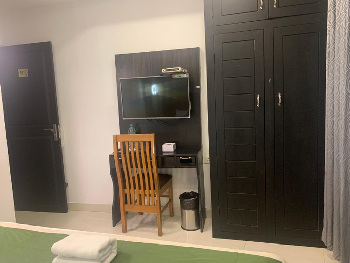 Others 5, Hotel Green Life, Ernakulam