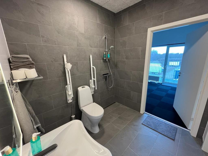 Bathroom 5, Vojens Motorsport Arena, Haderslev