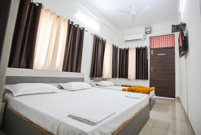 Others 5, Hotel Shiv Kripa, Dehradun