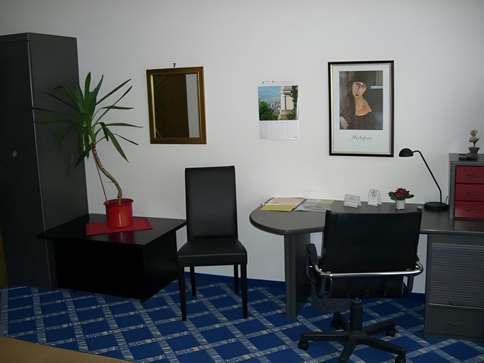 Others 5, Hotel & Reitsportzentrum Kreuth, Roth
