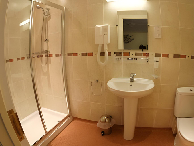 Bathroom 3, The Highdown – Brunning and Price, West Sussex