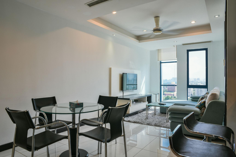 Dining Room 12