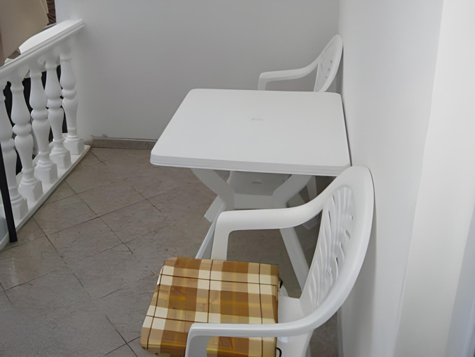 Others 4, Apartments Zora, Vis