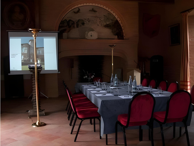 Others 3, Chateau de Thegra, Haute-Garonne