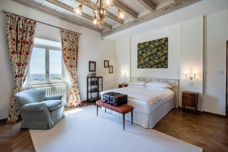 Bedroom 2, Palazzo Radici, Bergamo