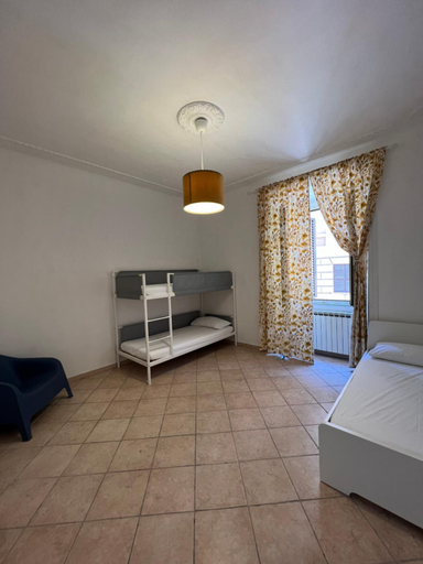Others 5, Signorina In Rome, Roma