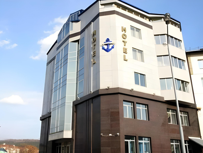 Others 4, Komandor Hotel, Anivskiy rayon