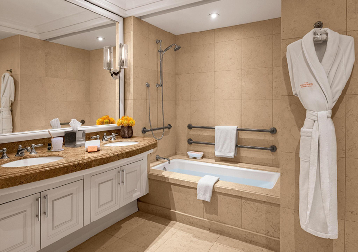 Bathroom 12
