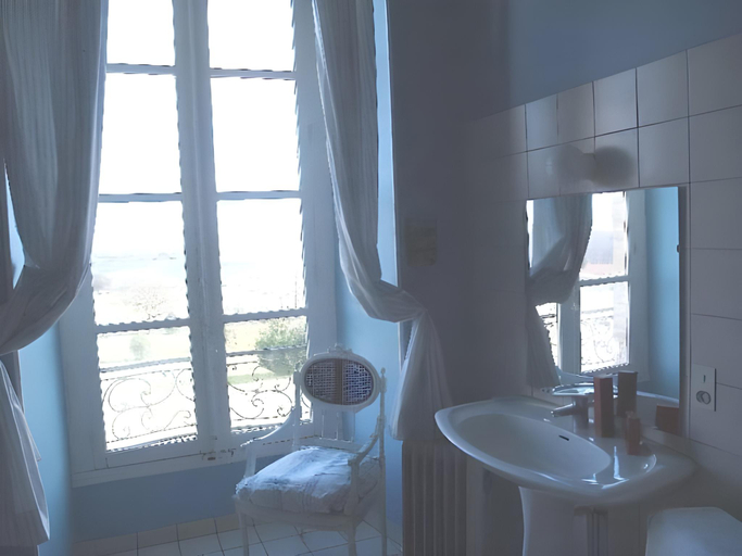 Others 4, Chateau de Briailles - Chambre d'hotes, Allier