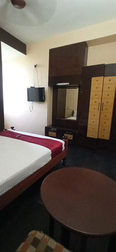 Le Grace Apollo, Madurai