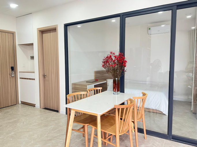 Dining Room 16