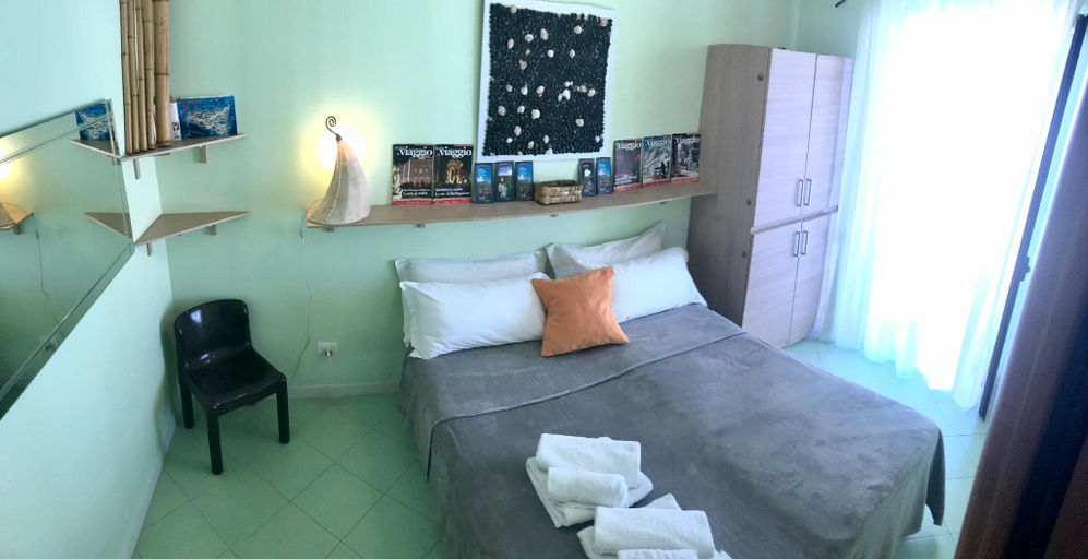 Bedroom 1, Adriana casa vacanze house 11 people, Catania
