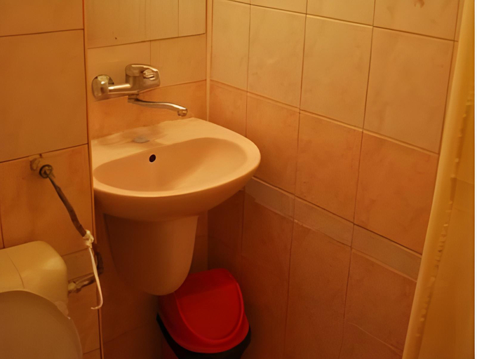 Bathroom 4, Fener Guest House, Pomorie