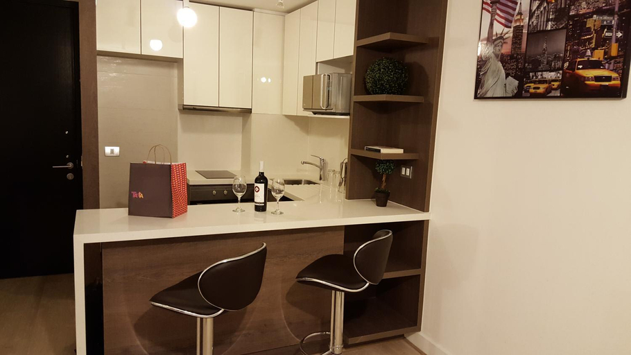Others 5, Apartment Cerro Colorado, Santiago