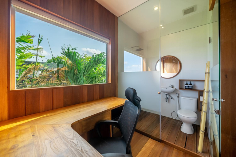 Bathroom 29
