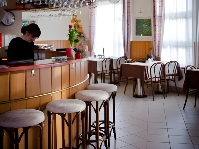 Food & Drinks 4, Penzion Evergreen, Trenčín