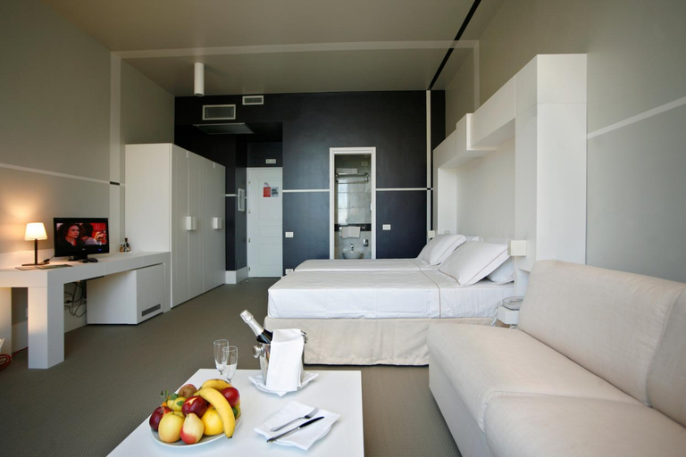 Bedroom 21
