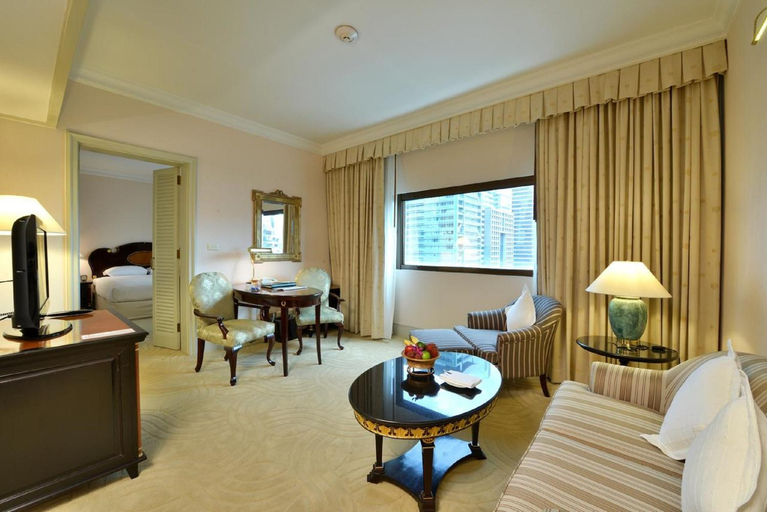 Bedroom 16