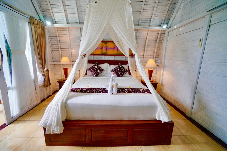 Bedroom 12