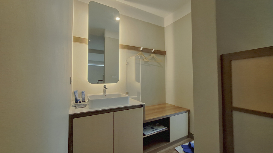 Bathroom 6