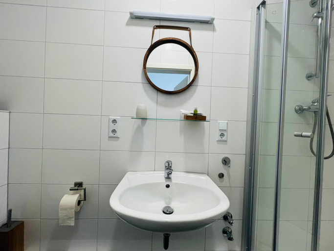 Bathroom 5, Hotel My My, Rhein-Lahn-Kreis