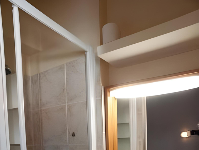 Bathroom 4, Maison Richet, Vendée