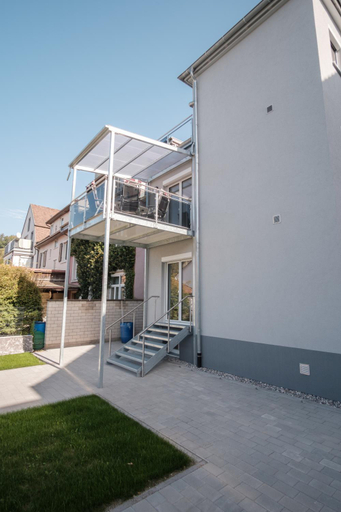 Neusaniertes 3Familienhaus am Bahnhof Wyhlen 7Min von Basel CH, Lörrach