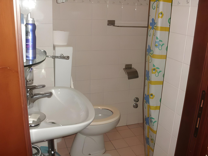 Bathroom 4, Hotel Lombardia, Monza and Brianza