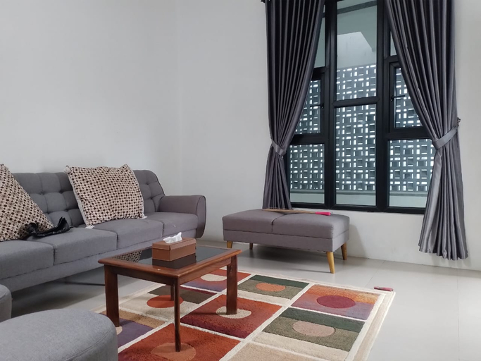 Bedroom 2, Unit Plumeria by Pekalongan Homestay, Pekalongan