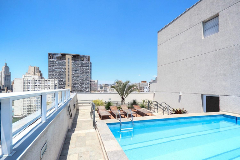 Swimming Pool 16