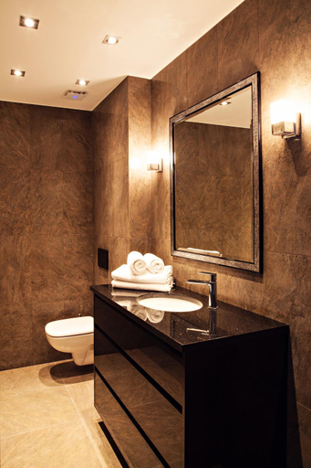 Bathroom 2, Four Winds, Nowy Dwór Gdański