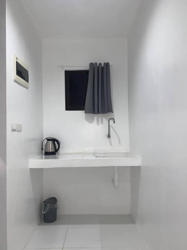 Others 5, Fil's Resort, Moalboal