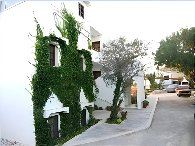 Others 5, Vasilikos Apartments, North Aegean