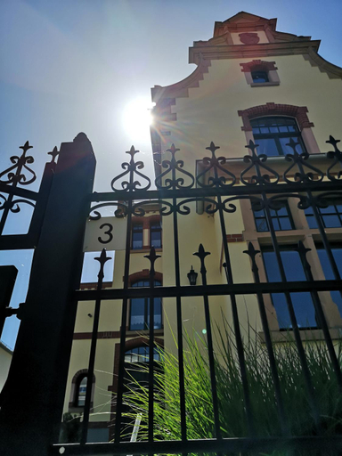 Others 4, Appartements Neef, Saalekreis
