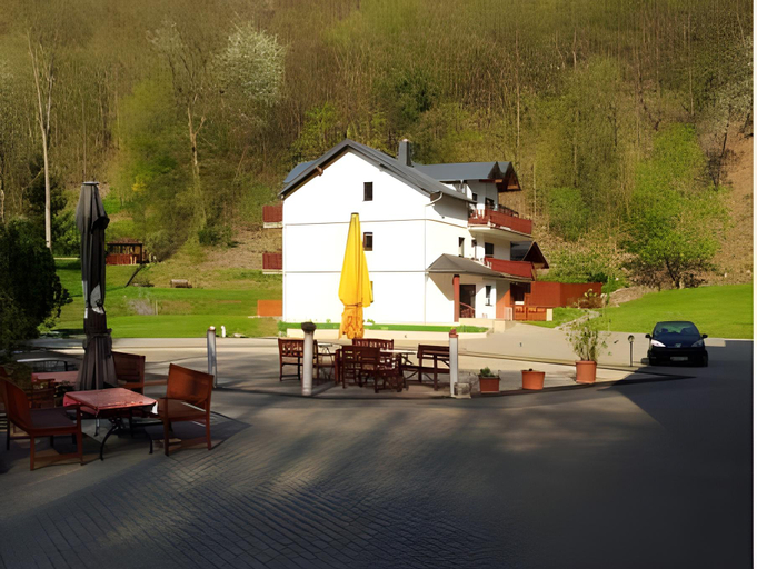 Others 3, Moselhotel Waldeck, Mayen-Koblenz