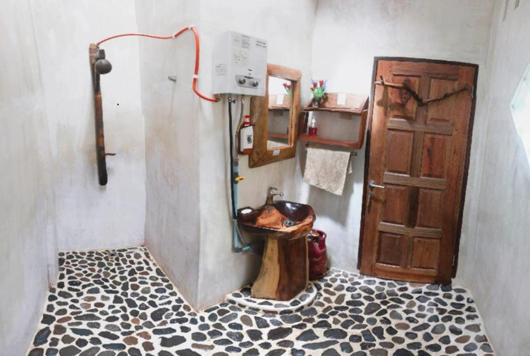 Bathroom 7