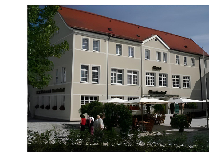 Others 4, Martinshof, Tübingen