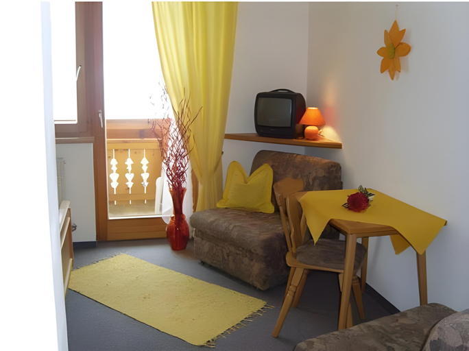 Others 5, s´Waldhaus, Imst