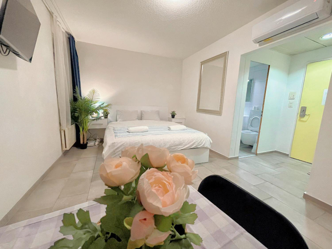 Bedroom 12