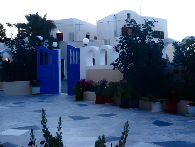 Others 5, Anna Pension, South Aegean