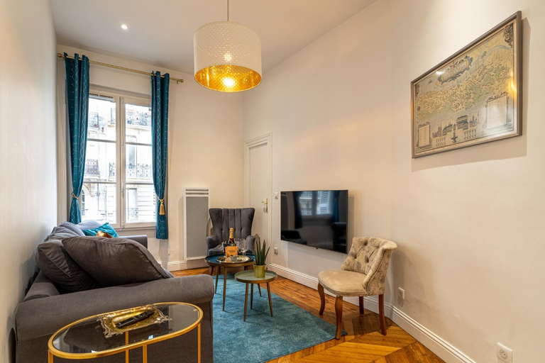 Others 4, Madeleine's - Family & Group Apartments in Bordeaux's Historic Centre, Gironde