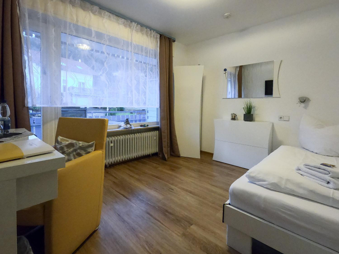 Others 5, Hotel Sonnenhof Garni, Calw