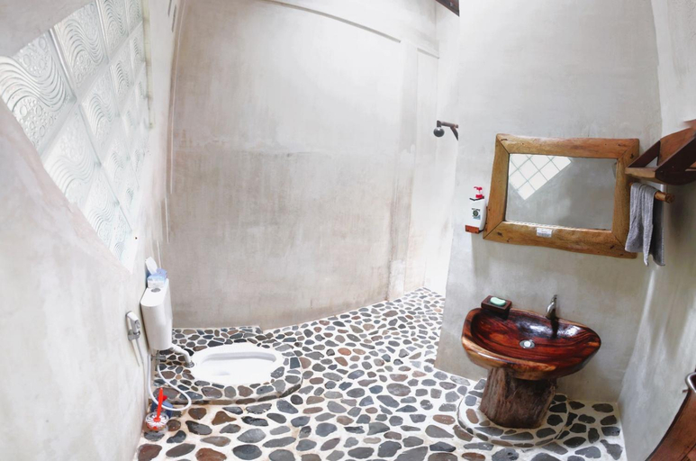 Bathroom 4