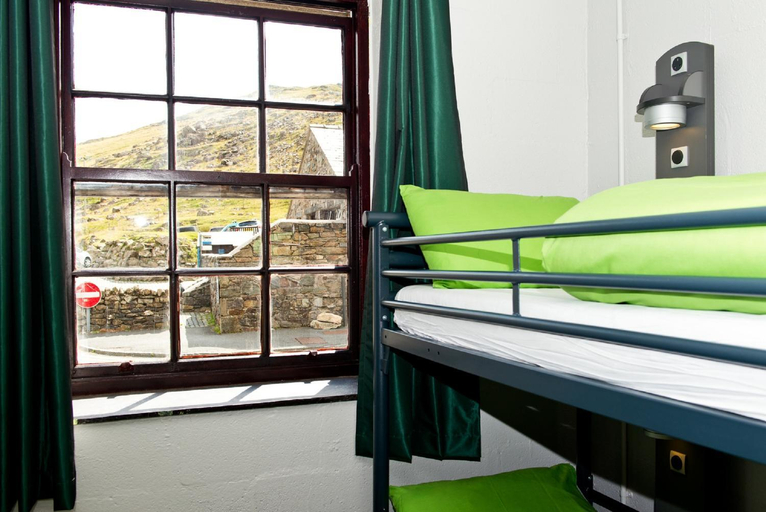 Bedroom 2, YHA Snowdon Pen-y-Pass Hostel, Conwy