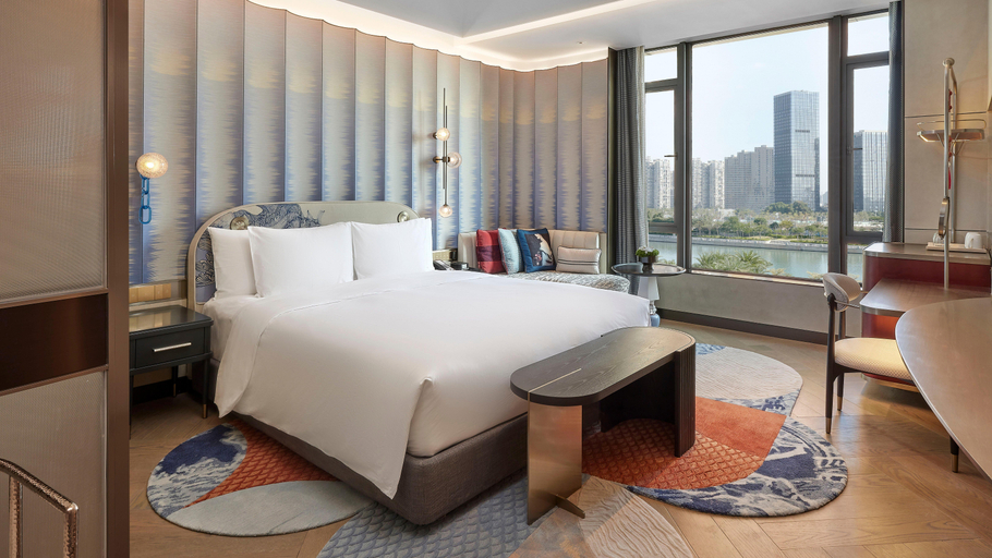 Bedroom 18