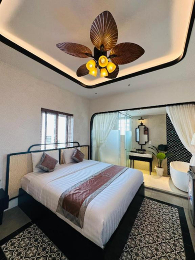 Bedroom 2, Phuong Nam Hotel, Long Xuyen Township