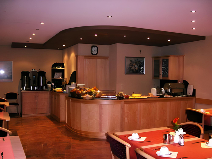 Food & Drinks 3, Hotel du Lac, Liège
