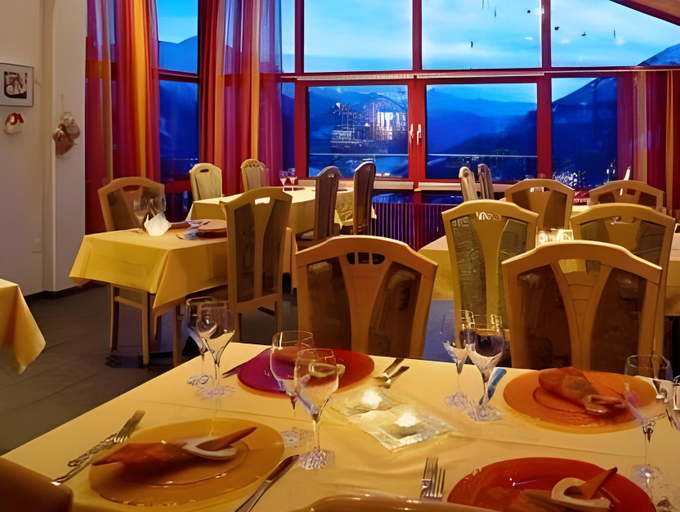 Food & Drinks 3, Hotel Bellwald, Goms