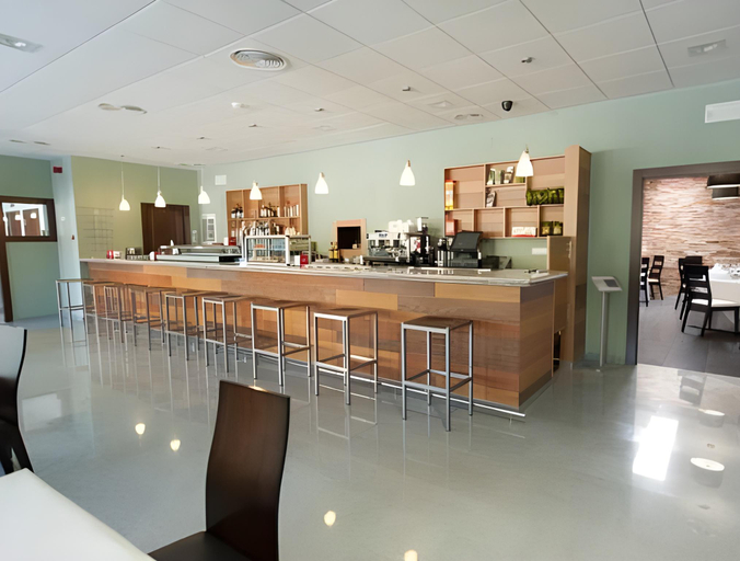 Others 4, Visit Hotel, Zaragoza